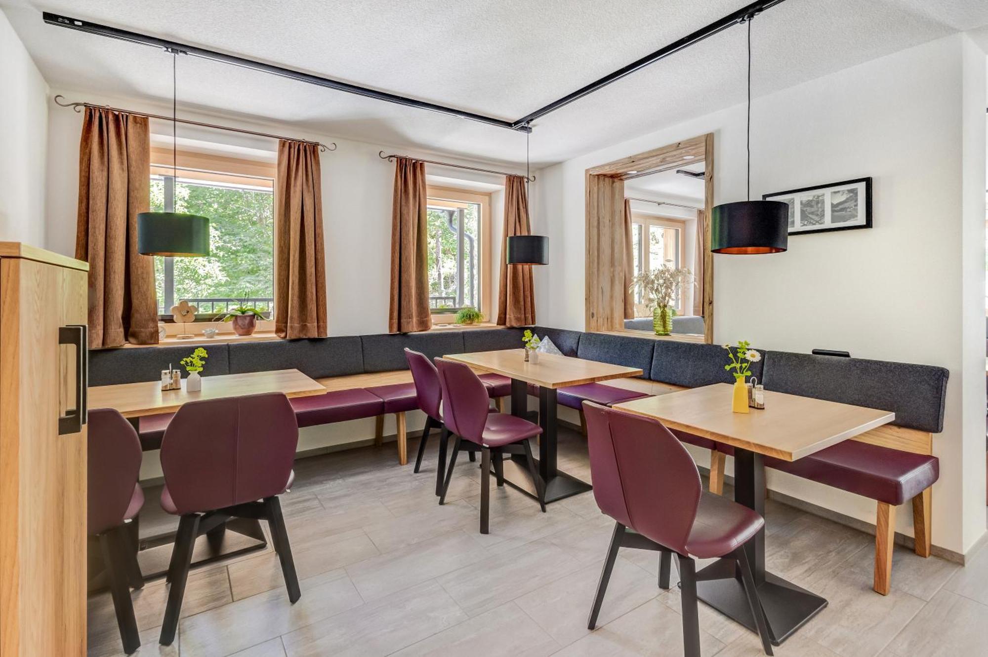 Lisas - With Wellness And Breakfast Hotel Schröcken Eksteriør billede